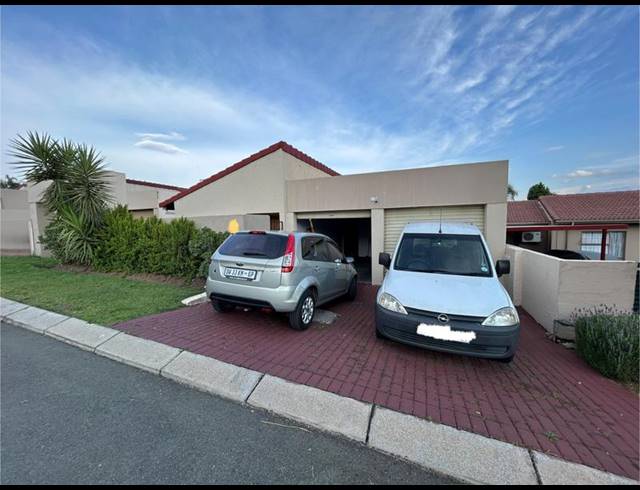 3 BEDROOM PROPERTY TO RENT IN HALFWAY GARDENS